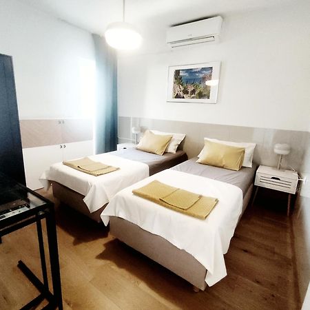 Apartment Rose, Close To The Beach Makarska Eksteriør billede