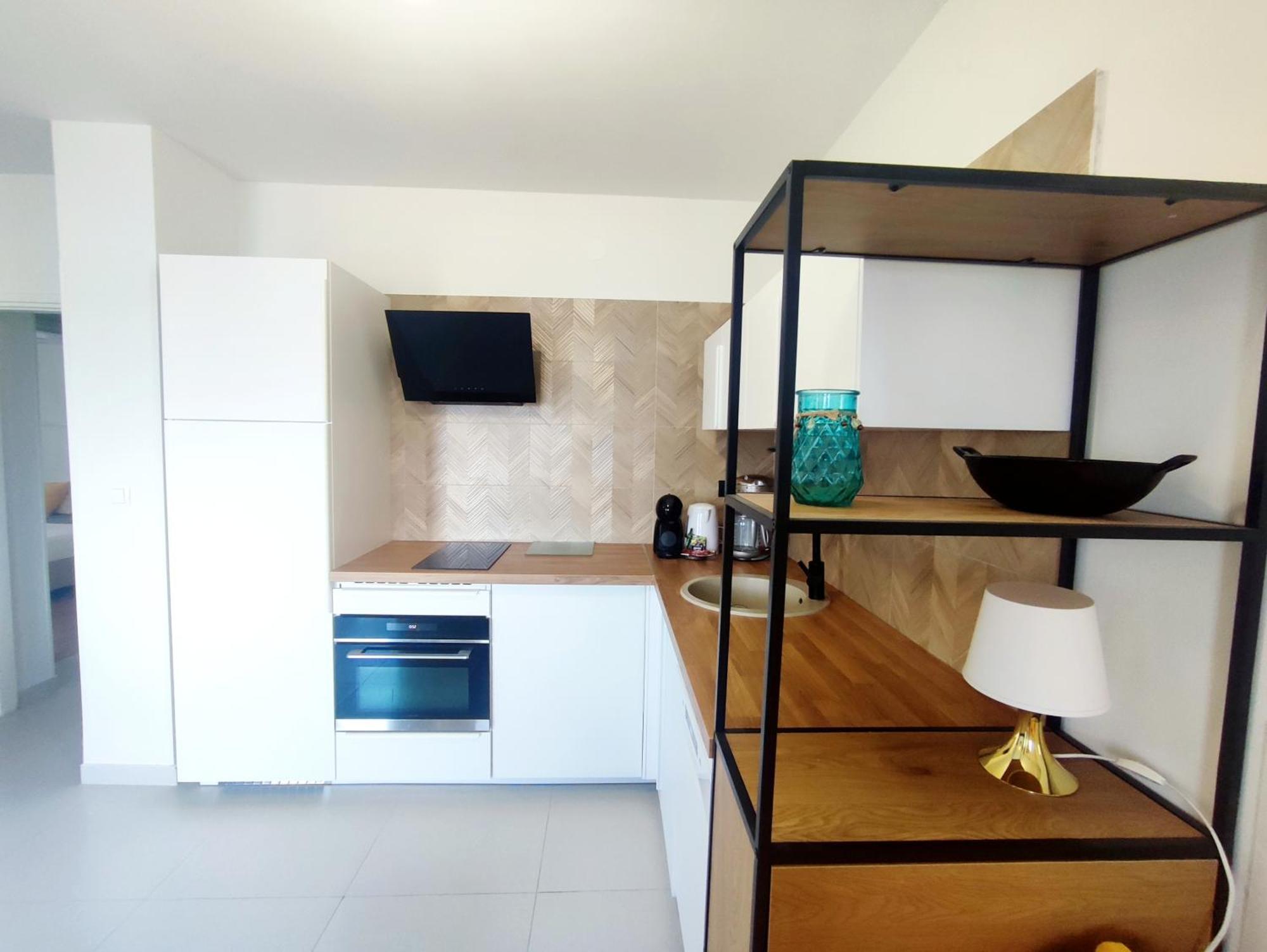 Apartment Rose, Close To The Beach Makarska Eksteriør billede